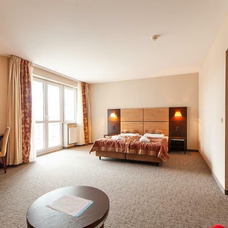 Apartament Hotelowy Delux W Kolobrzegu Ul Kosciuszki 16 Pobyt 7 Nocy 20 Procent Rabatu ,4 Dni 10 Procent Rabatu Exterior foto